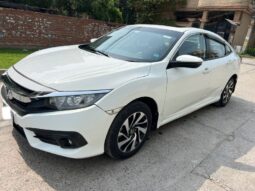 
										Honda Civic Oriel 1.8 i-VTEC CVT 2017 full									