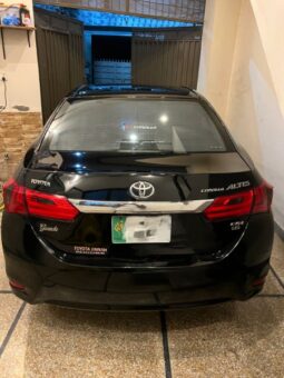 
										Toyota Corolla Altis Grande CVT-i 1.8 2016 full									