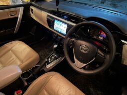 
										Toyota Corolla Altis Grande CVT-i 1.8 2016 full									