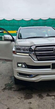 
								Toyota Land Cruiser ZX 2019 full									