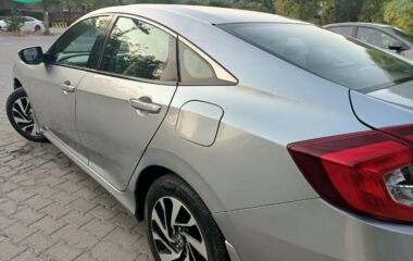 Honda Civic Oriel 1.8 i-VTEC CVT 2018