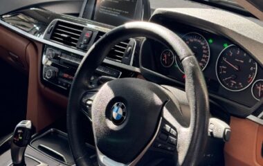 BMW 3 Series 318i 2017