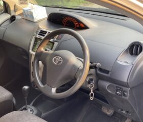 Toyota Vitz B 1.0 2010