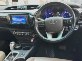 Toyota Hilux Revo V Automatic 2.8 2018