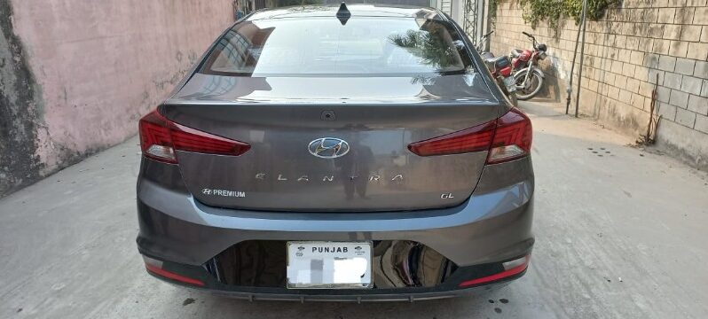 
								Hyundai Elantra GL.. 2024 full									