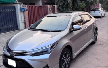 Toyota Corolla Altis Grande X CVT-i 1.8 2021