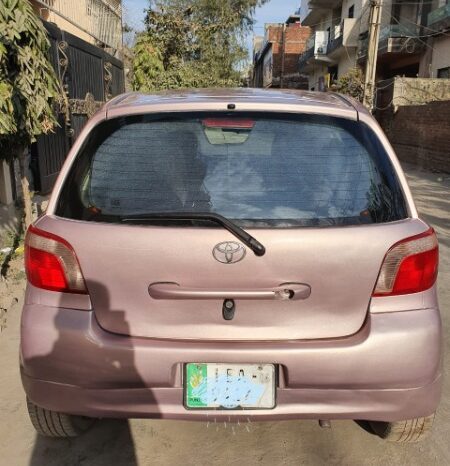 
								Toyota Vitz .F 1.0 1999 full									