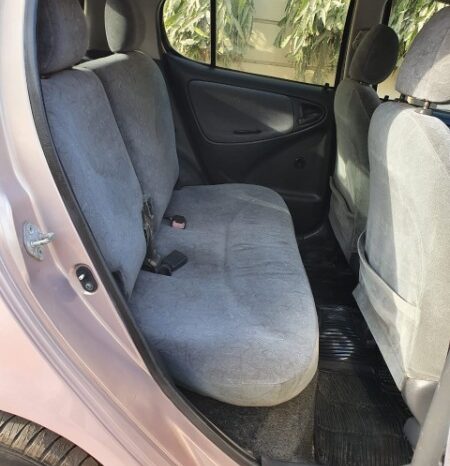 
								Toyota Vitz .F 1.0 1999 full									