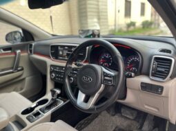 
										Kia Sportage FWD 2021 full									
