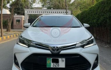 Toyota Corolla Altis Grande CVT-i 1.8 2017