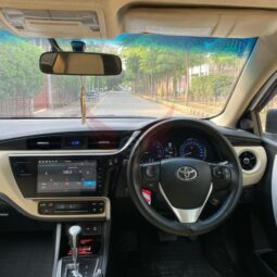 Toyota Corolla Altis Grande CVT-i 1.8 2017