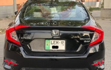 Honda Civic 1.8 i-VTEC CVT 2017