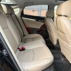 Honda Civic 1.8 i-VTEC CVT 2017