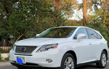 Lexus RX Series 450H.. 2010