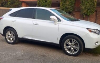 Lexus RX Series 450H.. 2010