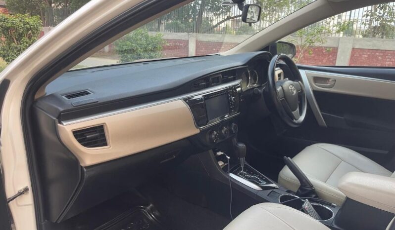 
								Toyota Corolla GLi Automatic 1.3 VVTi 2016 full									