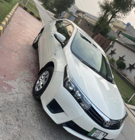 
								Toyota Corolla GLi Automatic 1.3 VVTi 2016 full									