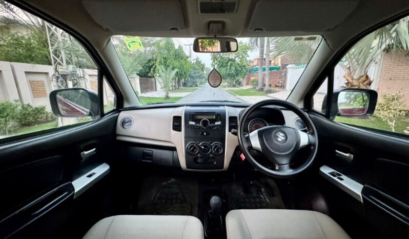 
								Suzuki Wagon R VXL. 2015 full									