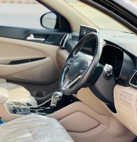
								Hyundai Tucson AWD A/T Ultimate 2023 full									